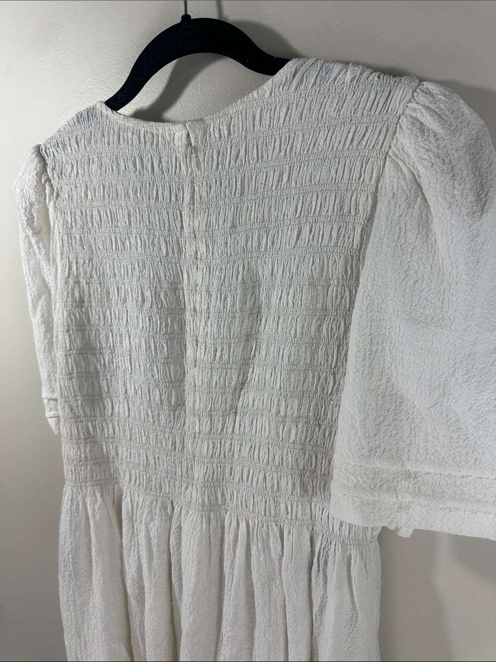NWT Calvin Klein White Smocked Bodice Puff Short Sleeve Dress size 6 - Picture 7 of 7